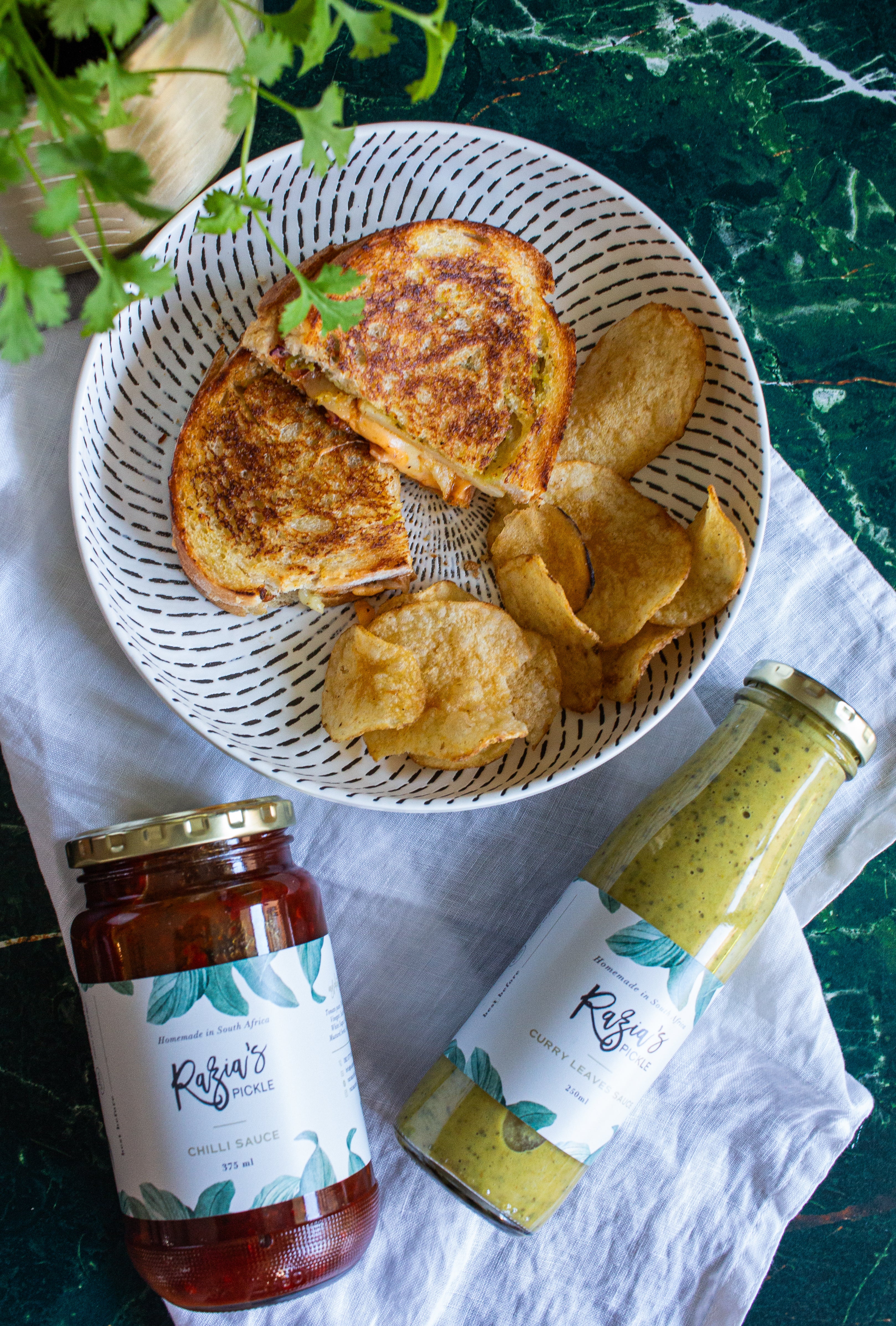 Curry Leaves Sauce (250ml)