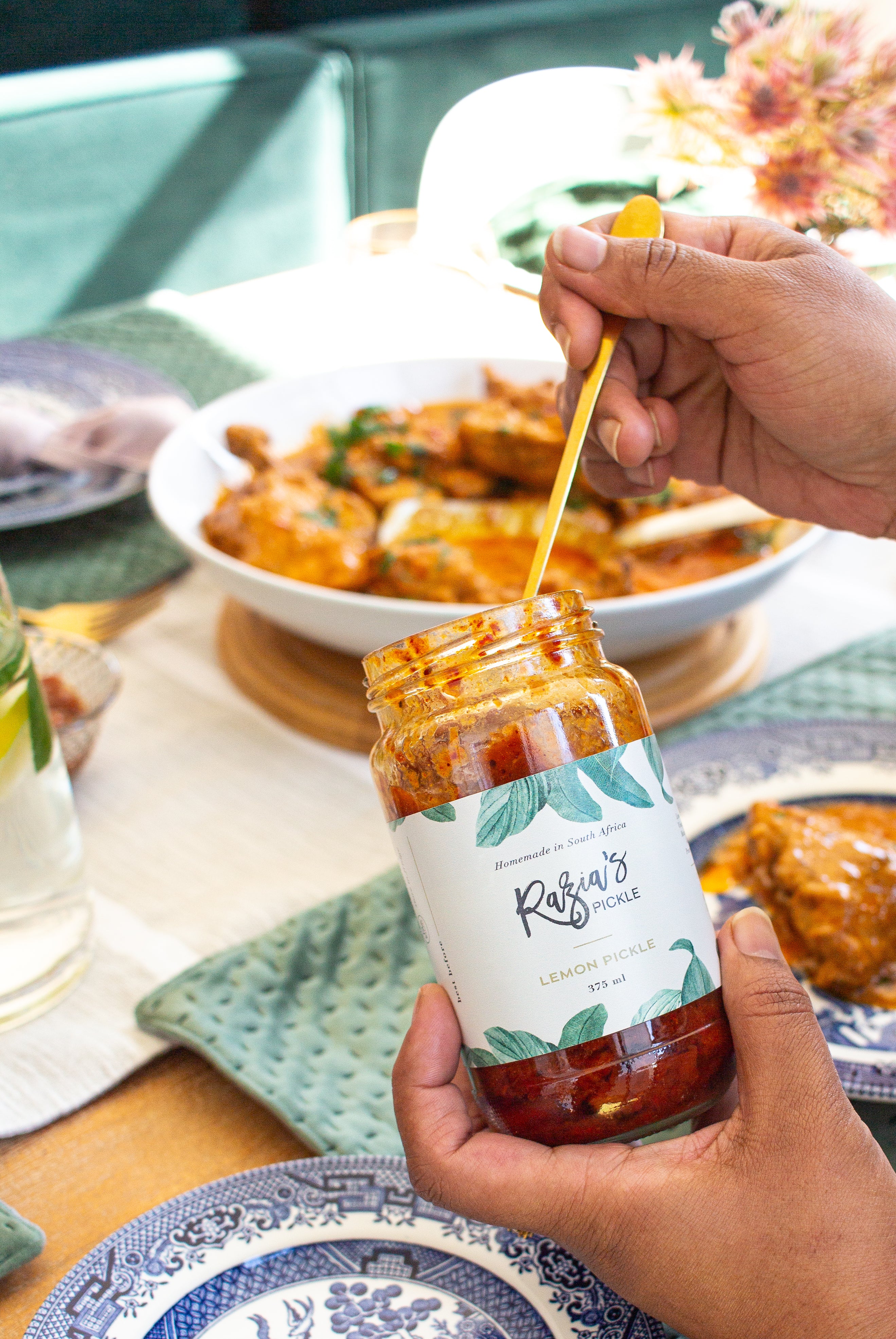 Lemon Pickle (375ml) – Razia's Pickle